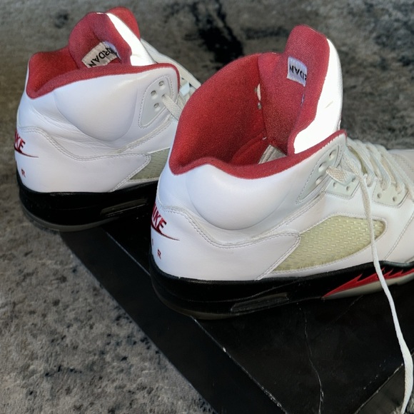 Jordan Retro 5 main image 3